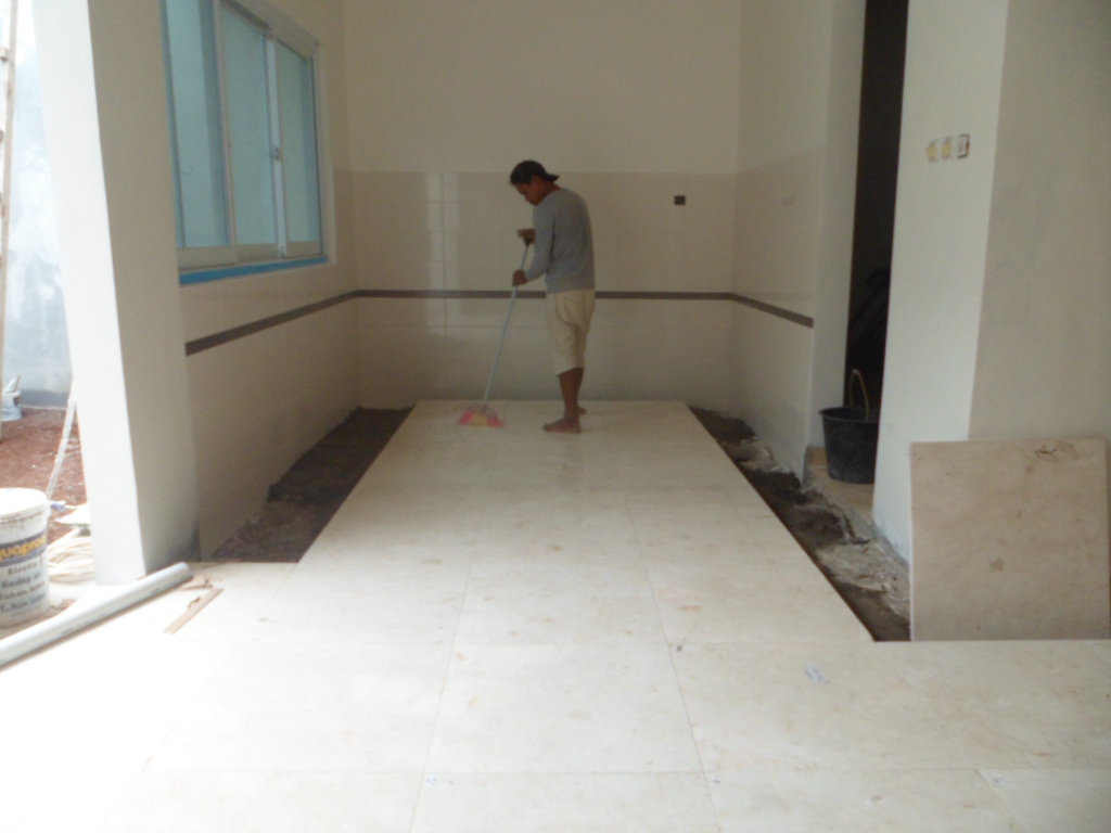 Dapur Dengan Lantai Marmer Granit Bagus